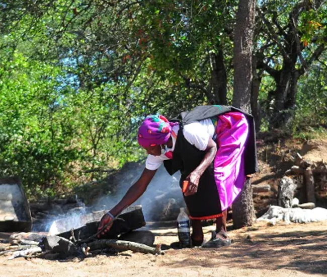 Baleni Salt Harvesting